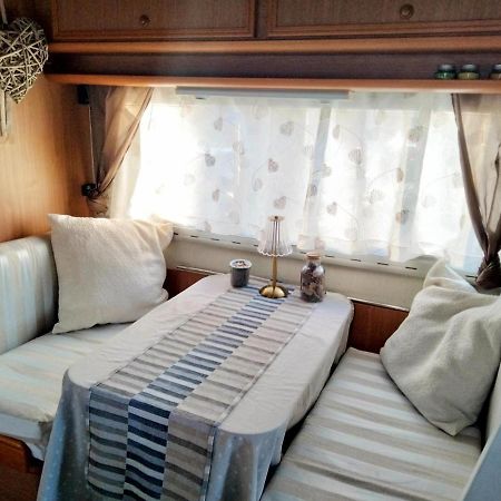 Love In The Camper Флоренция Екстериор снимка